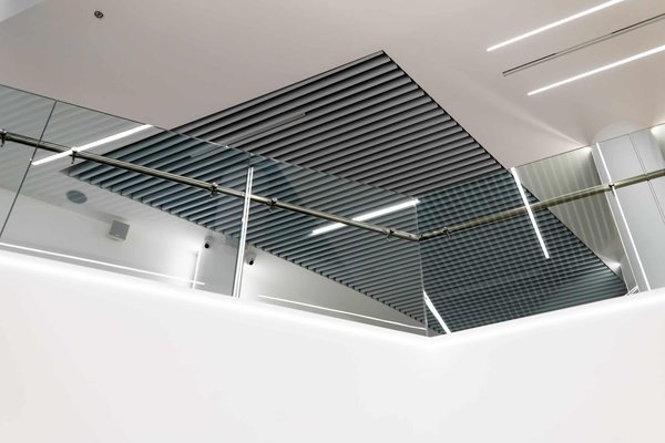 Les secrets méconnus d'un nettoyage impeccable des fenêtres en verre : Devenez un expert en transparence !