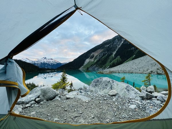 Les campings de la Camargue sont-ils adaptés aux familles avec enfants ?